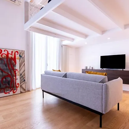 Oliveri Vintage House At Politeama-2